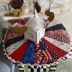 Americana 4th of July Memorial Day Patchwork Tree Skirt 20" Table Top Tree Star